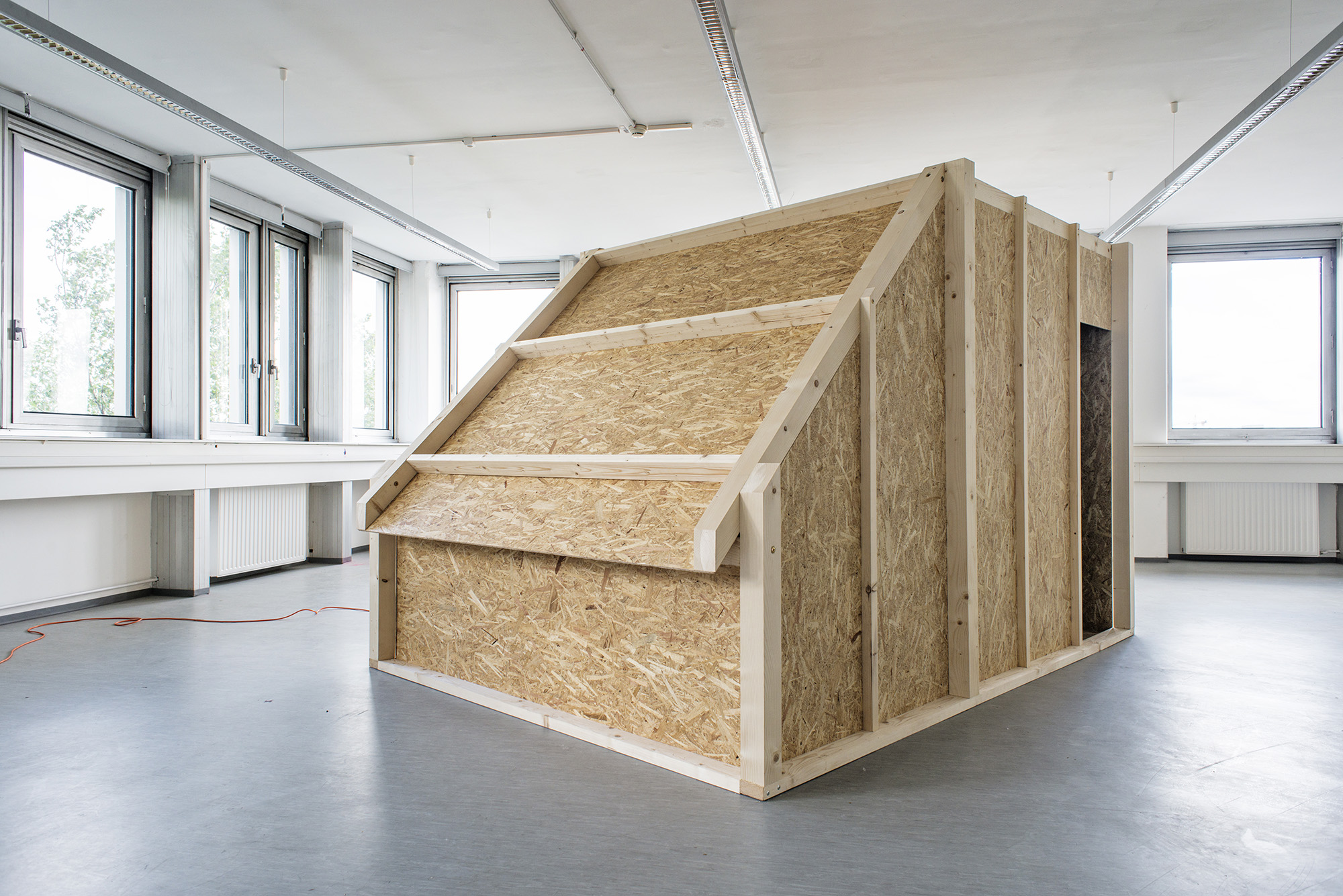 Halllgatói történetek - Szalai Dániel diplomainstalláció