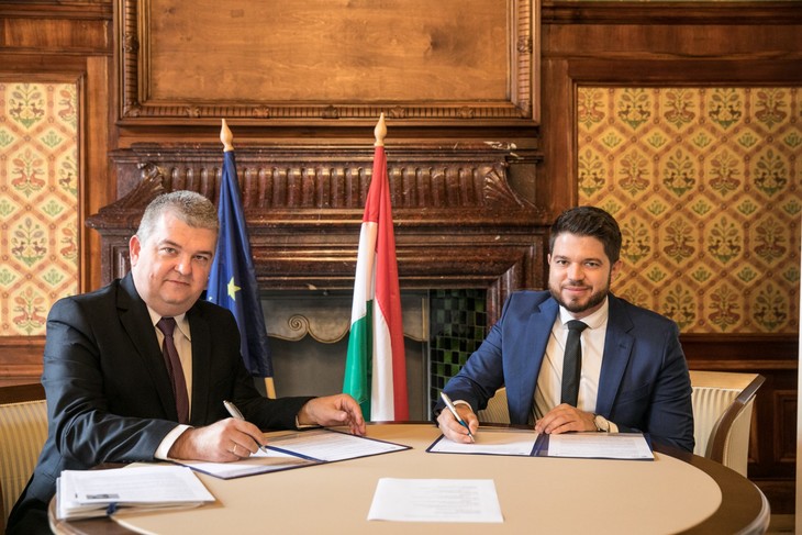 Megállapodás a Nemzeti Ifjúsági Tanáccsal